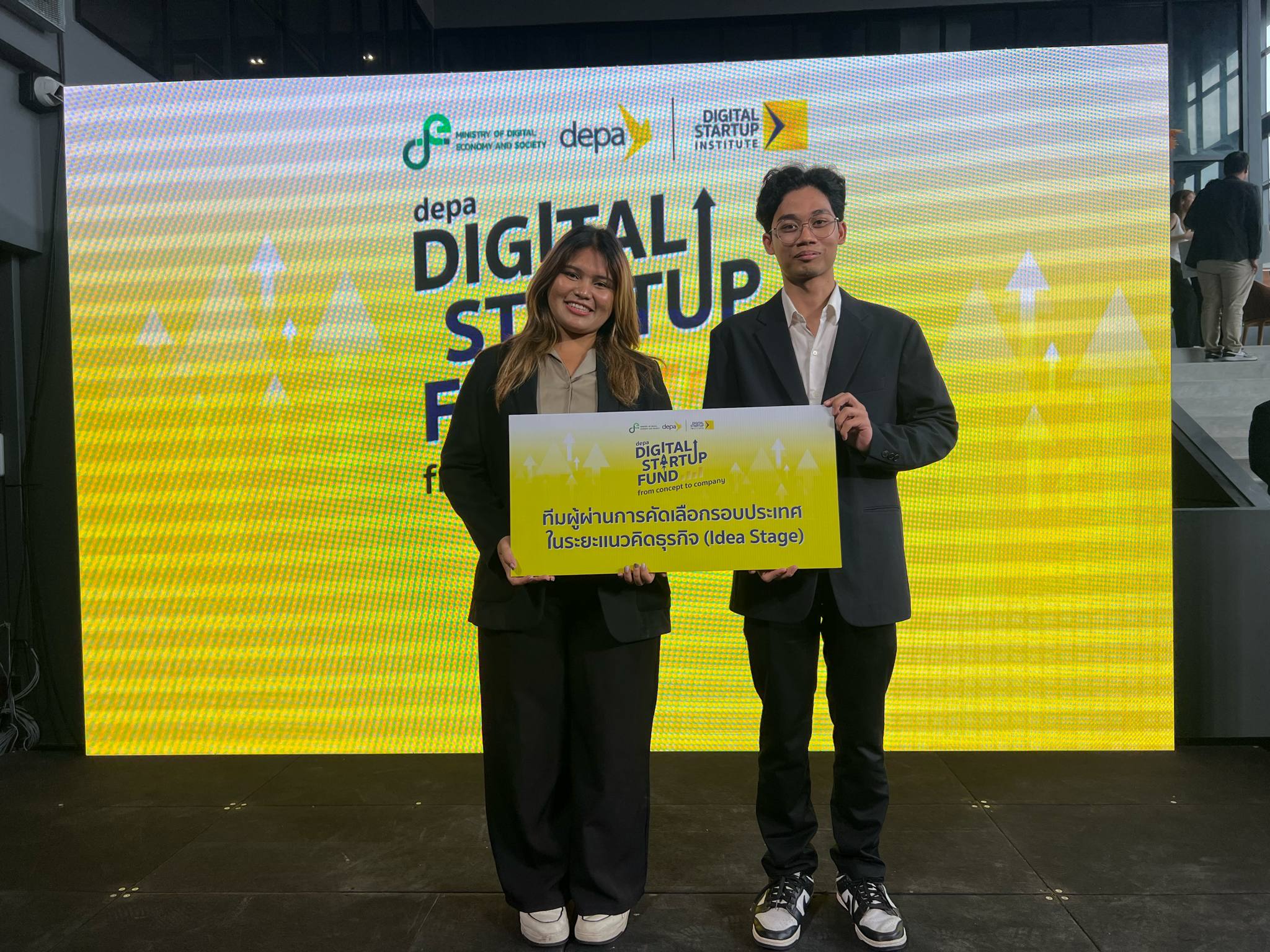 29ce1966 11c4 42cd bdcf c78618e26104